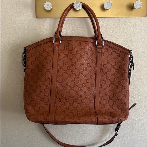Gucci Tan Leather Logo Tote - Picture 2 of 16